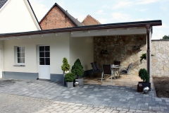 Die überdachte Terrasse